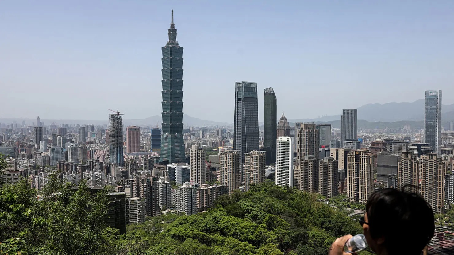 台湾地区一季度经济增速达13%，重回“黄金时代”？