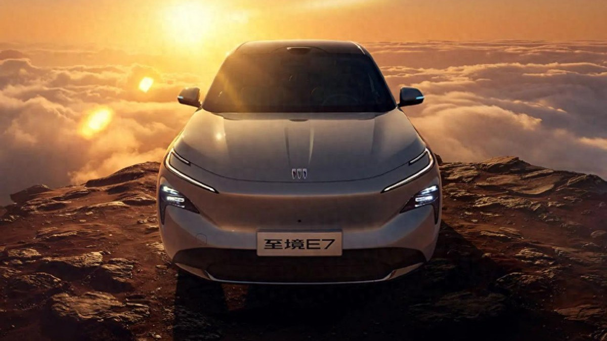 1600km综合续航！1.5T的插混+20.4度电池，还配RTO悬架，太卷了！