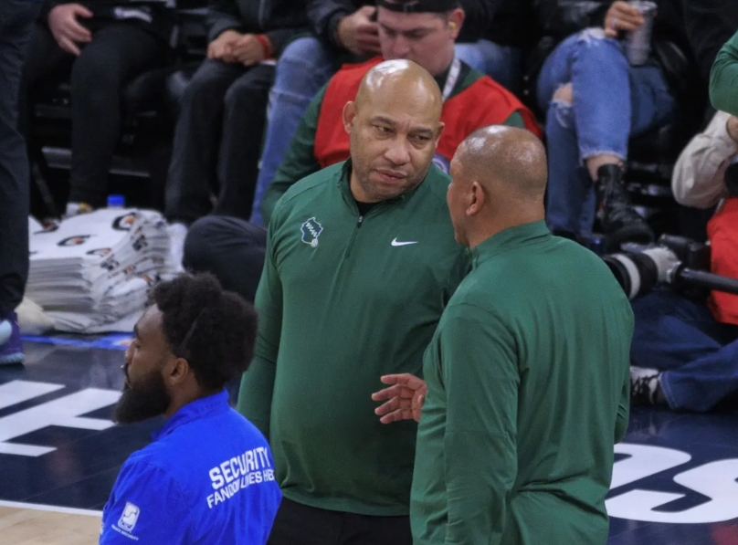 里弗斯离职，哈姆上位，雄鹿命苦呀，这也加速了字母哥的离队！

雄鹿主教练里弗斯确