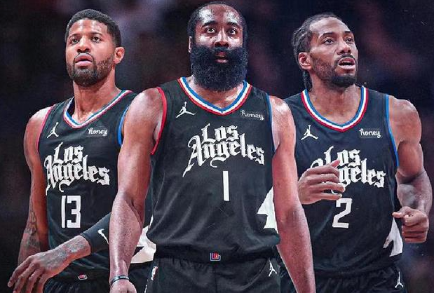 我要是船管，既然交易来哈登，组成了卡椒登三巨头

就一直用到他们都退役，只要保留