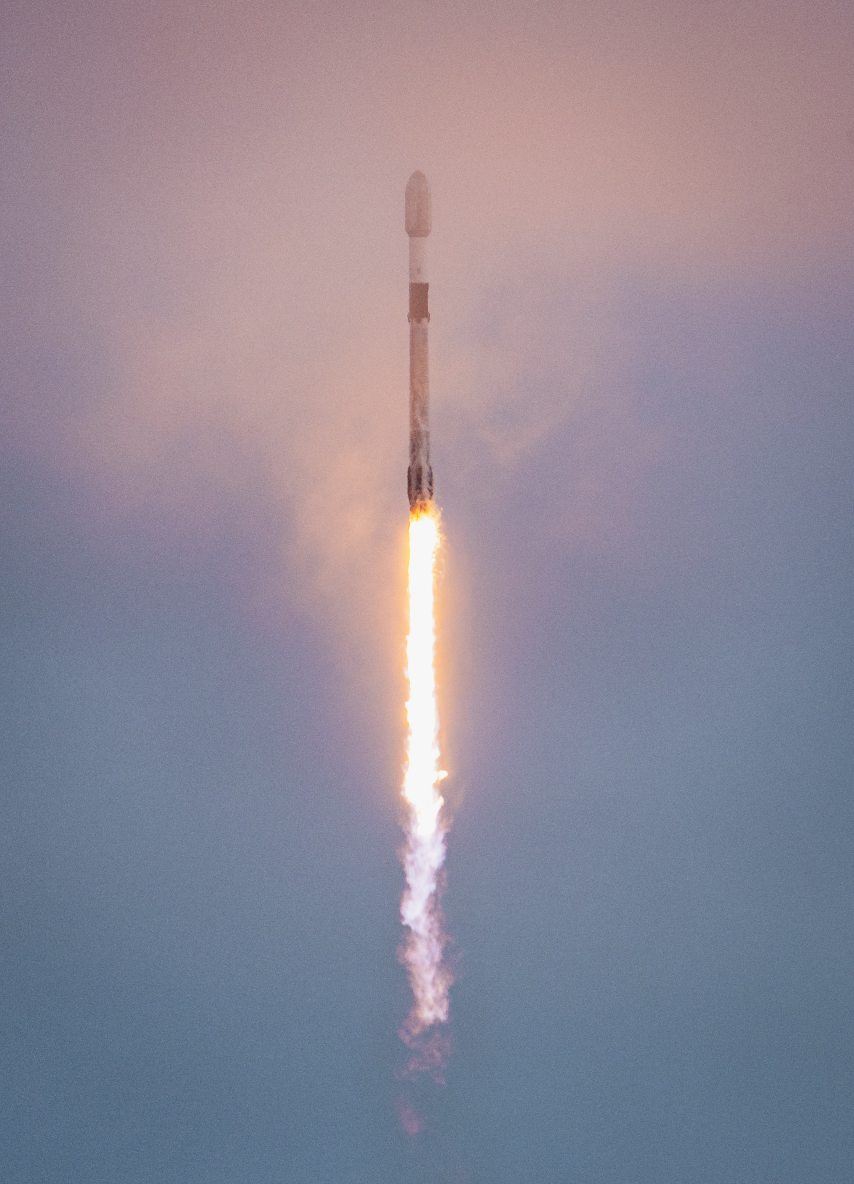 8月13日，SpaceX宣布，星链卫星互联网已在越南可用。根据马斯克此前公布的数