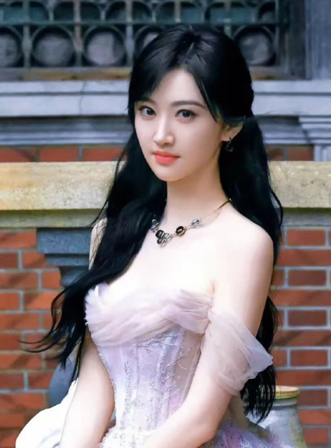 景甜你没见过的写真，每一帧都是童话奇遇