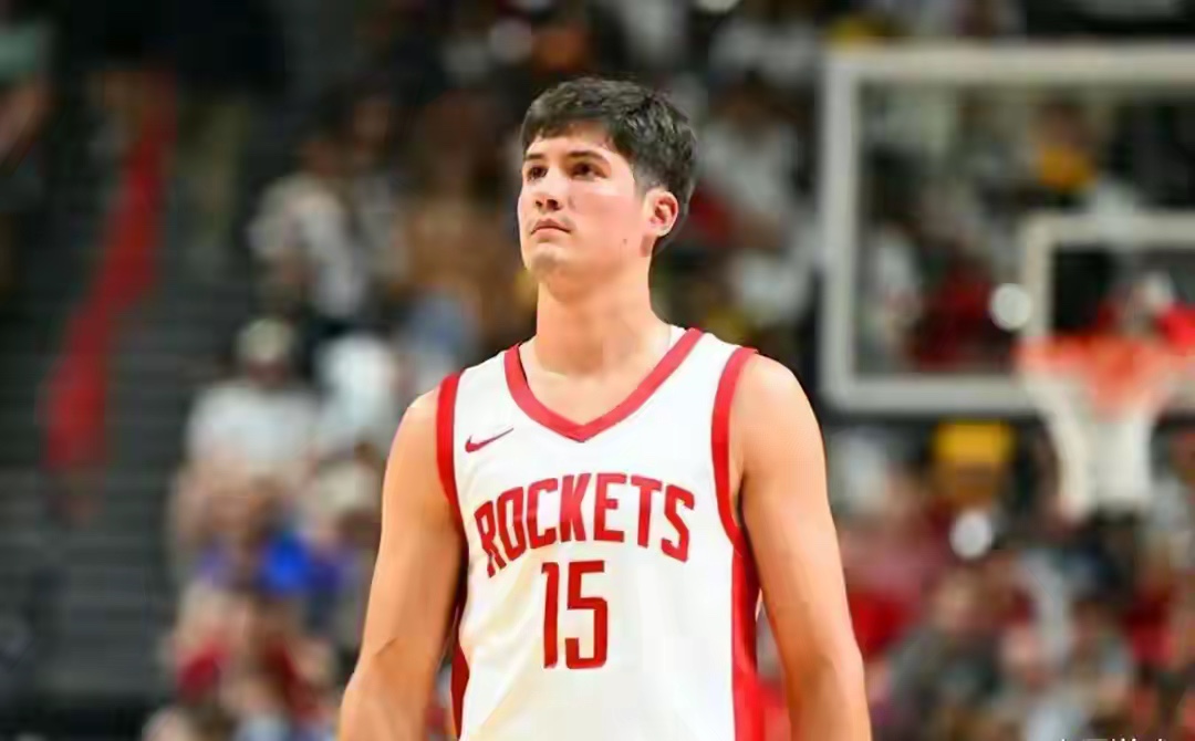 谢泼德难堪大用，火箭后悔没选卡斯尔
2024年选秀，火箭探花签选中谢泼德，马刺4