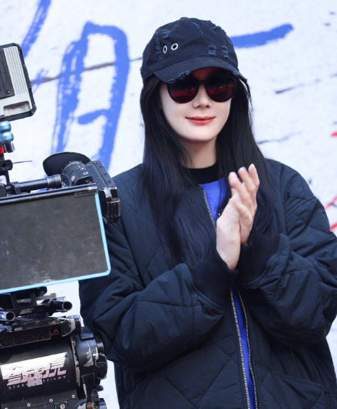 时间的河流带不走你的坚持，愿你在追梦路上越走越远