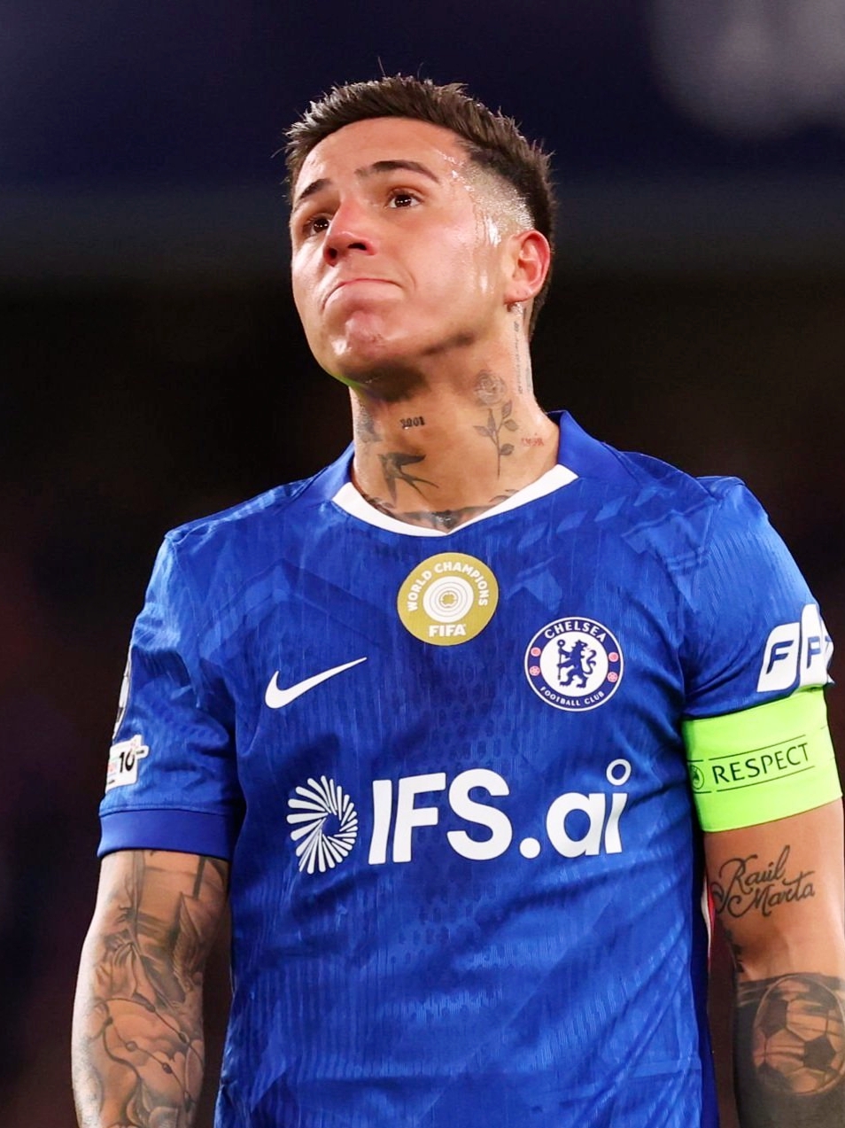 恩佐在接受采访时给出了开放式的回答，无疑印证了他的未来存在变故。
罗马诺表示：恩