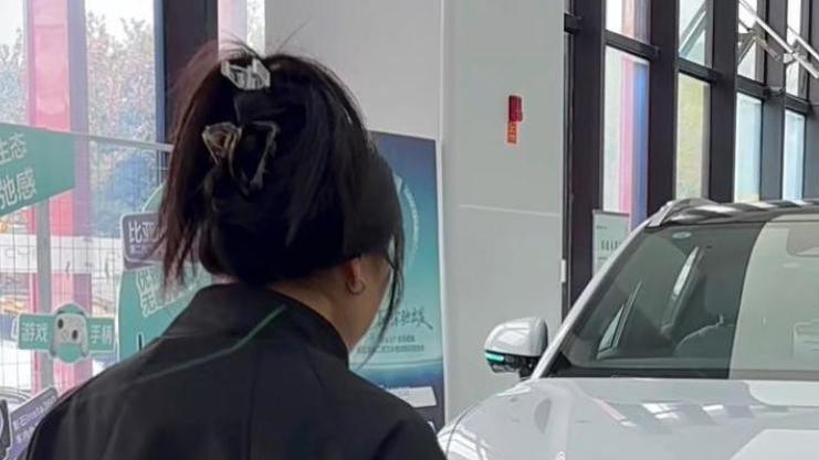 国内“新款SUV”销量：SUV新车王冲出，单月销量破17000台