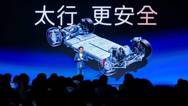 阿维塔发布太行智控2.0技术，在新能源时代重建马力与安全的平衡