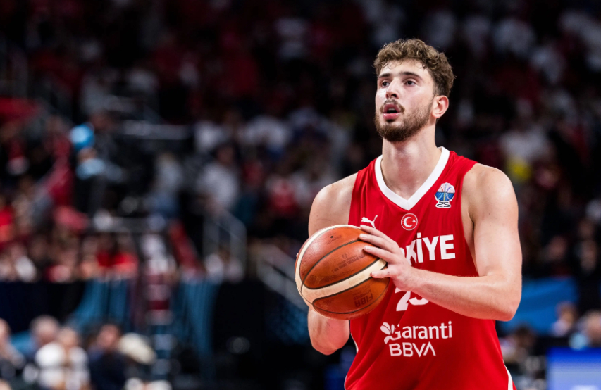 申京的水平对得起自己的薪水，申京薪水联盟第49，这赛季你找得到比他更强的48人吗