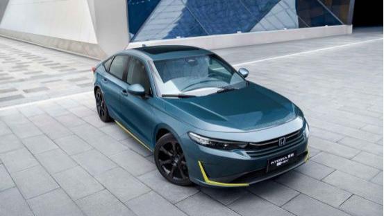 驾粤车南下，这台"型仔"如何演绎香港都市出行新范式