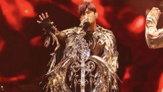 周杰伦杭州演唱会被指划水？