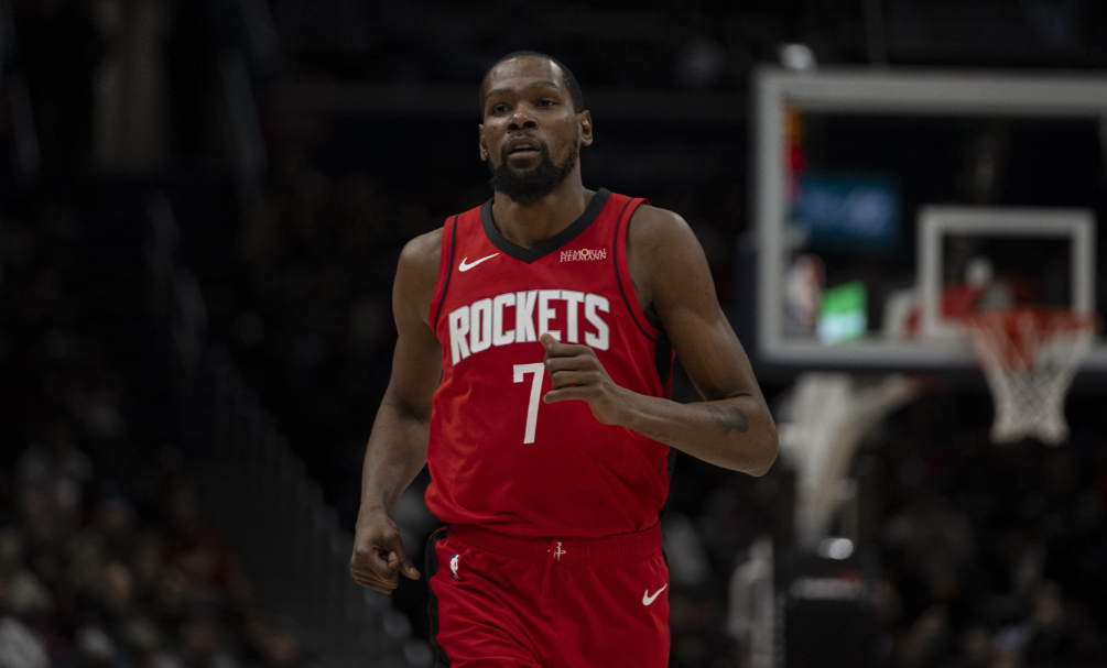 杜兰特把年轻球员的问题都照出来了

上赛季火箭这些年轻球员不能说多出彩吧，但是都