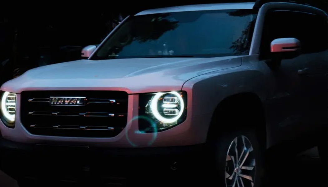 4月6日，长城汽车董事长魏建军在社交平台发布视频，官宣哈弗要推出旗舰级方盒子SU