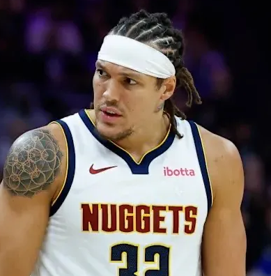 知名记者Shams Charania报道了掘金球员阿龙-戈登将于对阵森林狼的G4