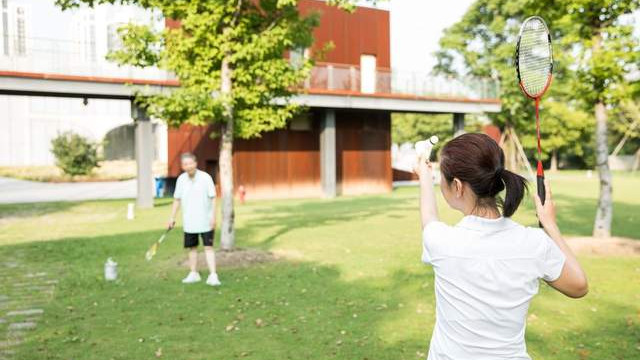 打羽毛球戴耳机需要注意什么？精选十款佩戴稳固舒适的骨传导耳机