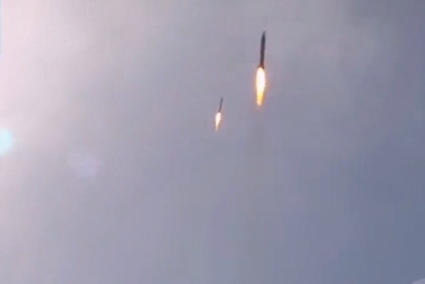 伊朗导弹无人机齐上阵，目标美军基地

凌晨这波动静不小，伊朗那边直接甩出“真实承