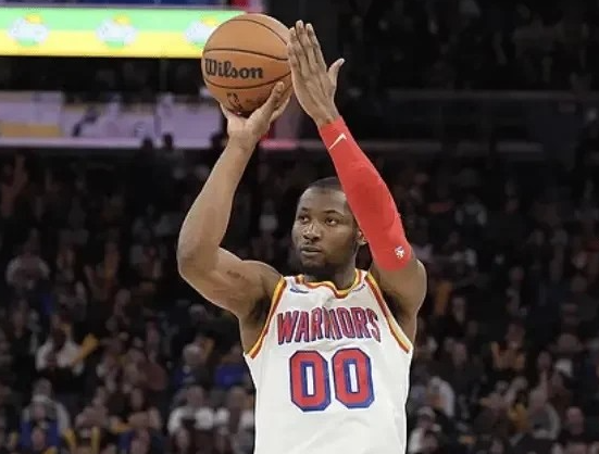 留给库明加的时间是否够用？

目前老鹰战绩稳步提升，库明加在替补慢慢适应和养伤，