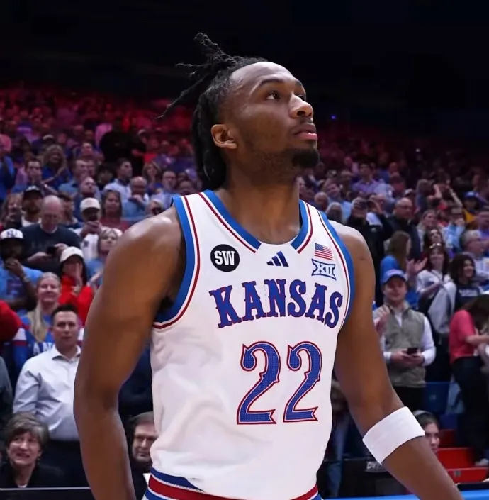 别在问选谁了，真正合适你溜的只有一个

从赛季初很早我就看今年热门新秀的比赛了，