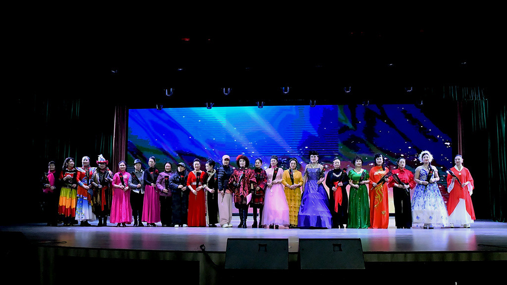 芳华悦己 向美而生—凡音梦演艺庆三八女神节文艺汇演精彩绽放