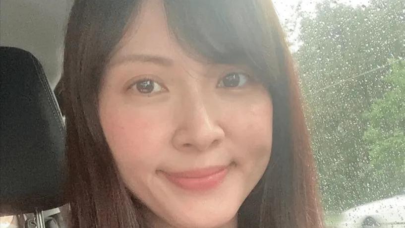 她一婚嫁富二代，二婚嫁老板，三婚嫁小4岁韩国人，如今46岁怎样了？