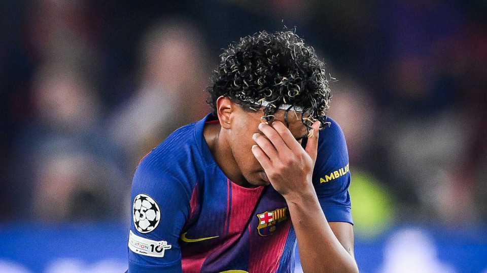 欧冠疯狂1夜：巴萨0-2遭马竞复仇，大巴黎2-0利物浦，小蜘蛛杜埃双双世界波