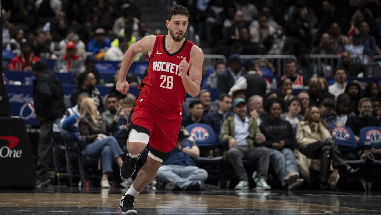 申京主动认错，承诺加快进攻节奏。马刺如果继续用文班防守阿门该如何破解？伊森应该给