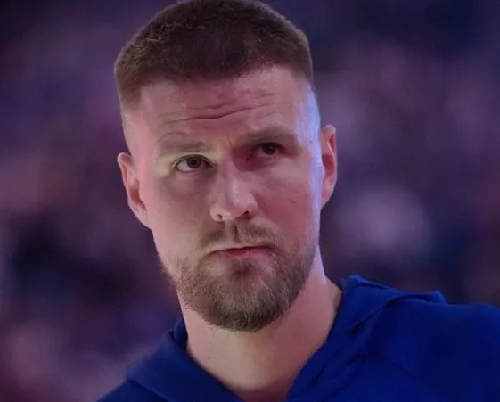 据Marcus Thompson II报道，金州勇士预计将与克里斯塔普斯-波尔津