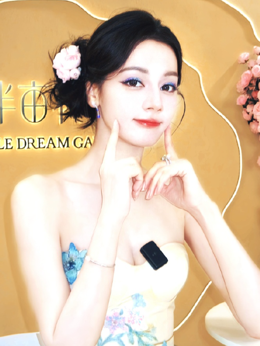 在热巴的美貌里，我找到了生长的力量