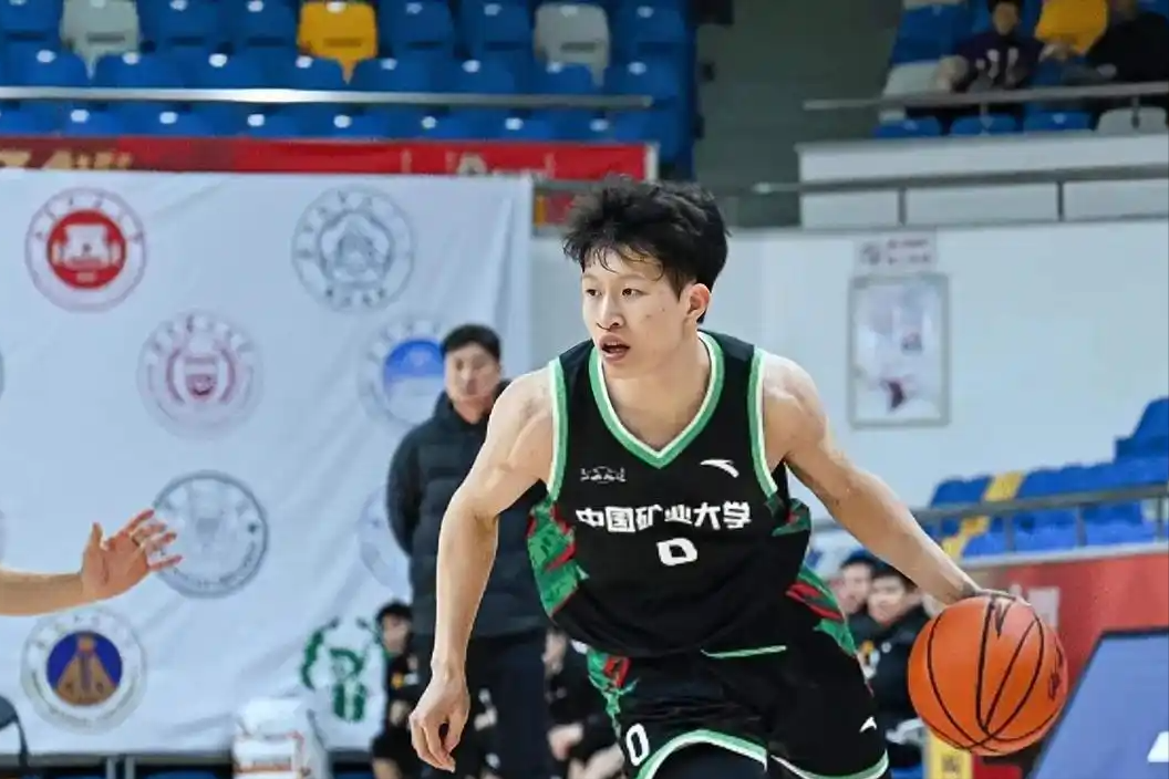 尼克斯来CBA！首秀20分，小将10分9助攻