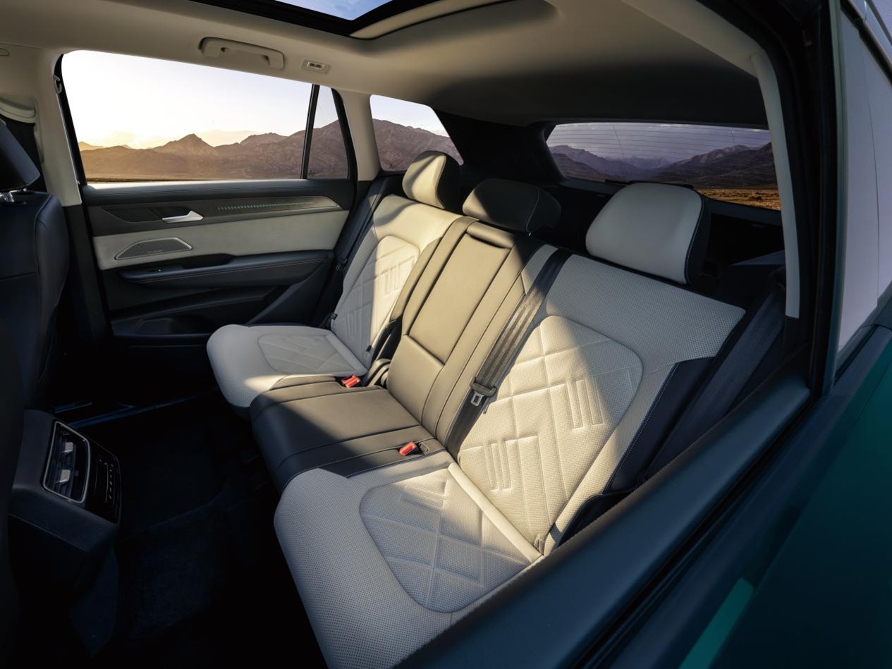 一汽大众全新揽巡正式上市，精准锚定中产家庭 “既要实用体面、又要品质乐趣” 的核