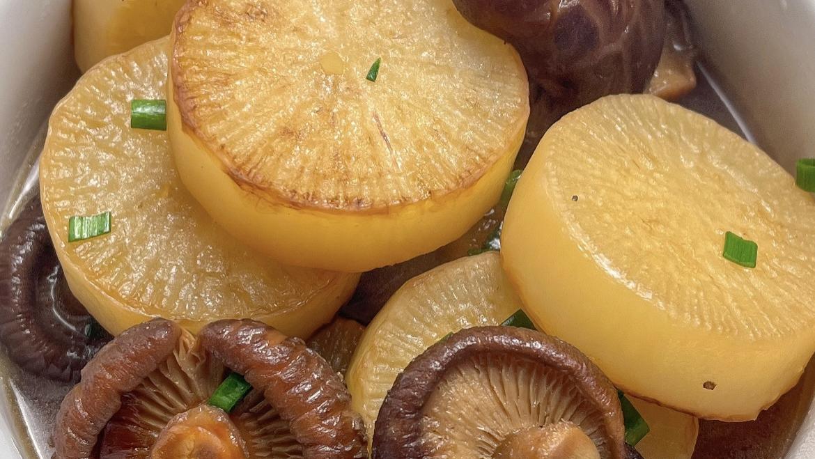 “赛人参”的冬日鲜味！素烧萝卜这样做，软糯清甜，鲜掉眉毛