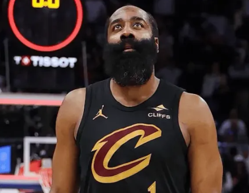 NBA季后赛骑士客场对阵活塞的比赛已经结束。全场战罢，骑士以（0）97-107（