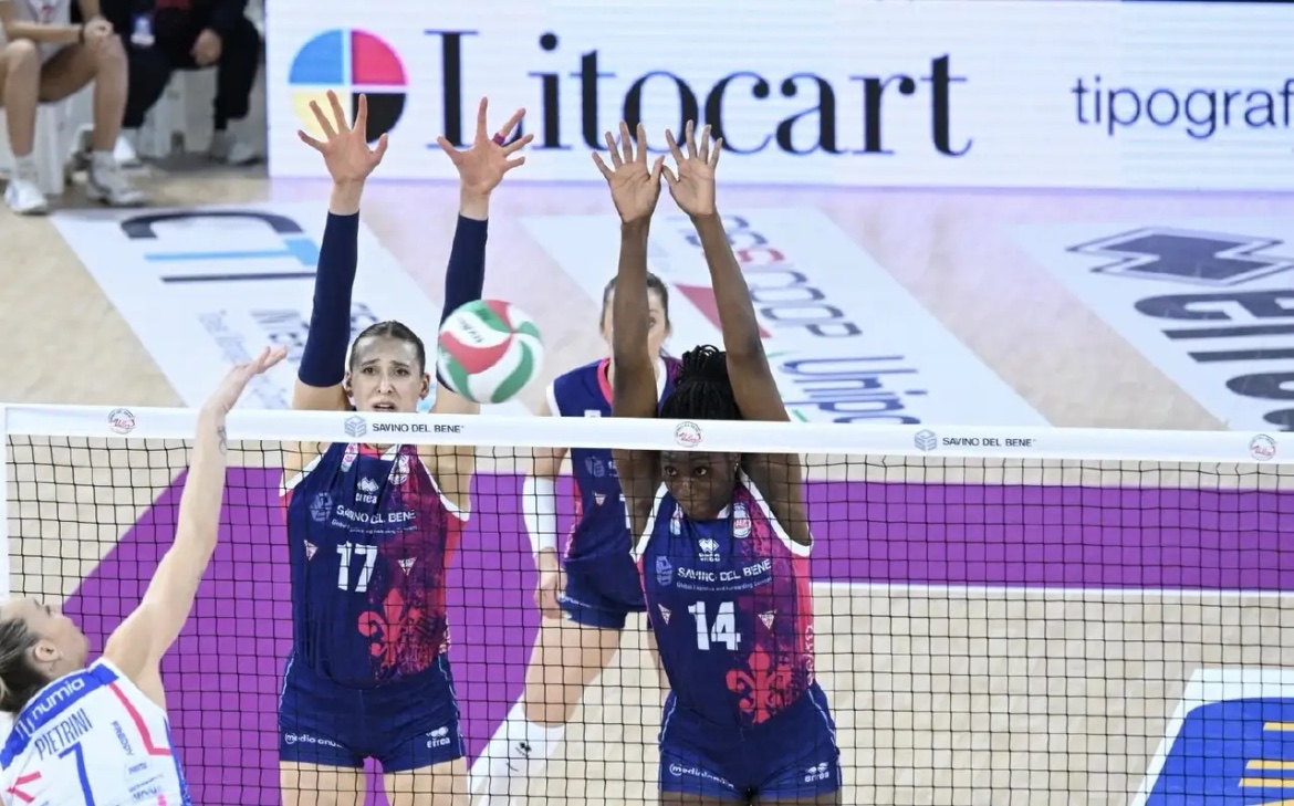 女排斯坎迪奇VS米兰像“鹬蚌相争”？