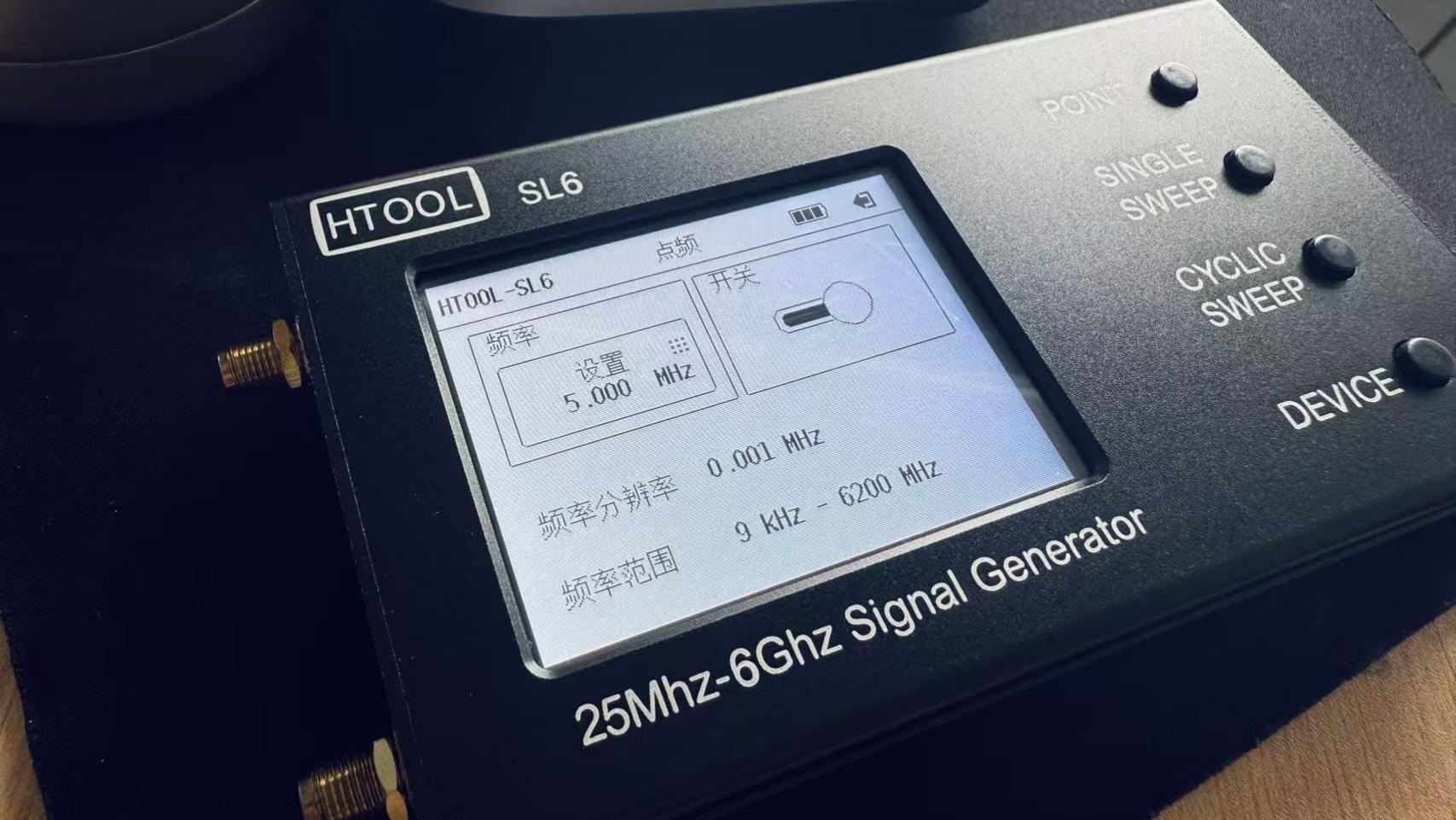 手持信号源应急情况下，能不能用充电宝或车载电源供电