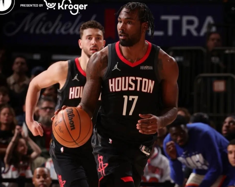 火箭的症结在阿门

阿门本质上是身体天赋更好的罗伯森或者托尼阿伦，篮球场上有10