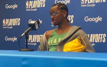 NBA季后赛，雷霆以（1）108-90（0）战胜湖人。
赛后，亚历山大接受了采访