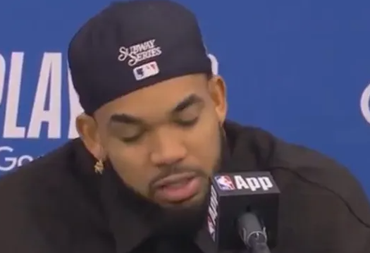 NBA季后赛，尼克斯以（4）140-89（2）战胜老鹰。
本场比赛，尼克斯球员卡