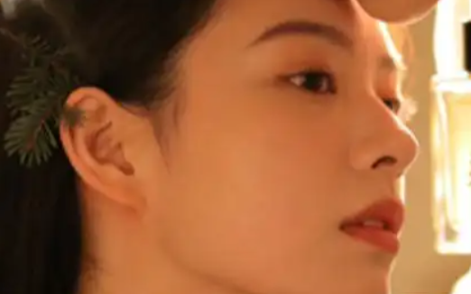 为抢我上亿财产，丈夫在我跳伞时剪断我的伞绳，没想到一个6岁小孩一句玩笑话，竟让我从9000米高空落地