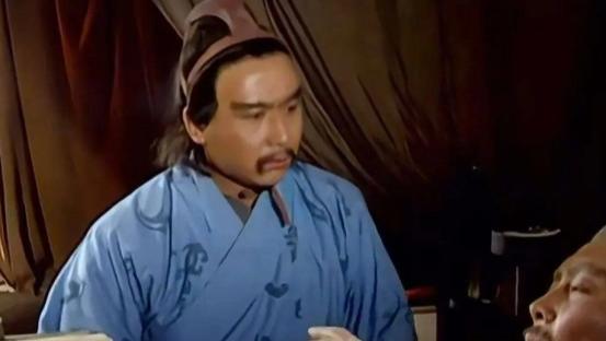 他是诸葛亮的左膀右臂，善于谋划军务，为何最后自杀而死？