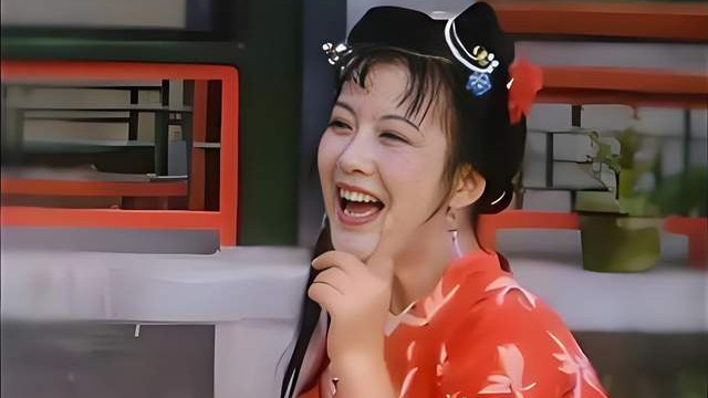 被薛宝钗一句话骗了这么久，史湘云家根本不穷，还很壕！