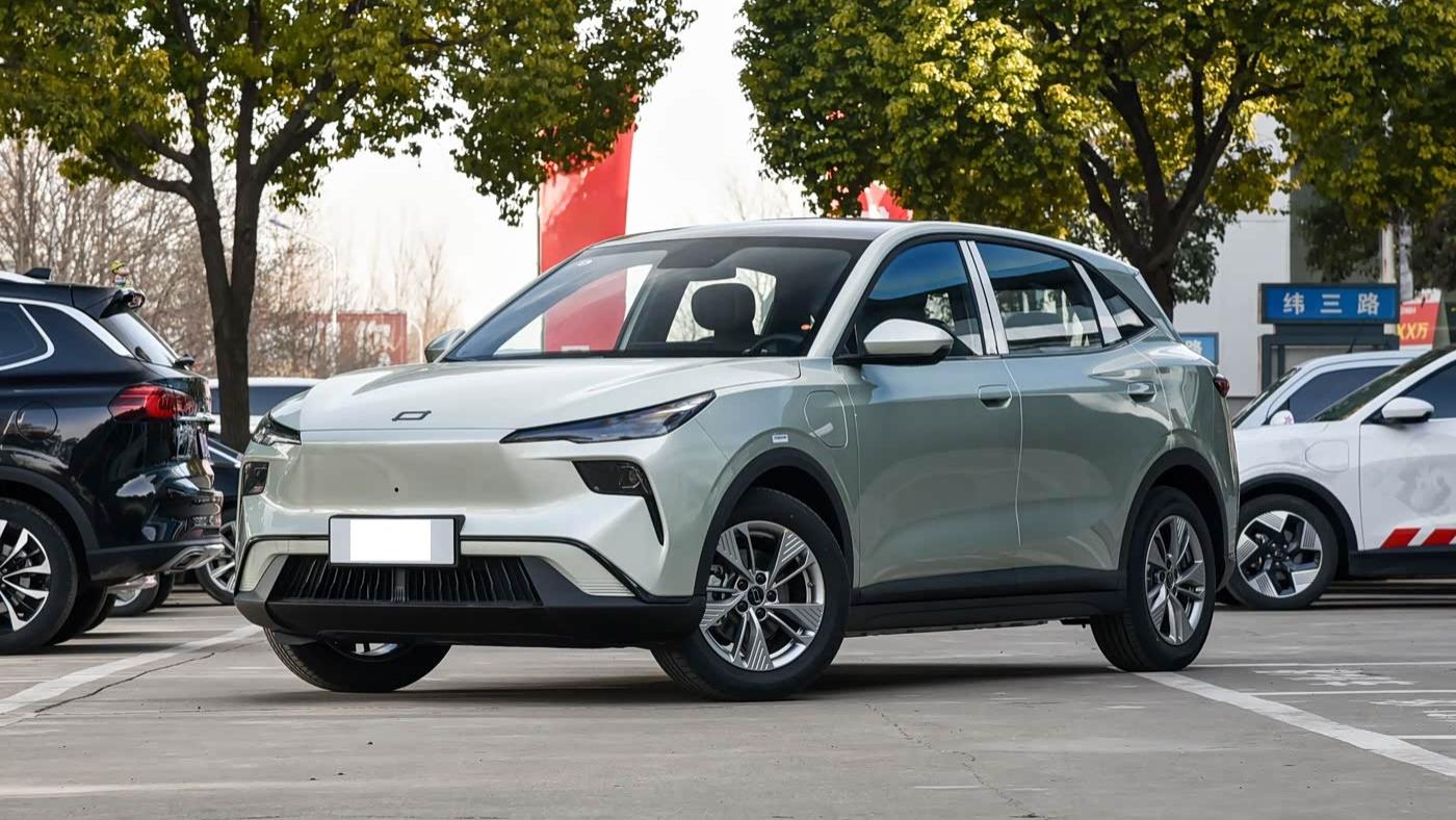 全新纯电紧凑级SUV上市！不足8万起，外观年轻动感，续航565公里