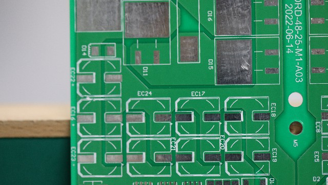 PCB小批量报价多少才合理？PCB小批量打样避坑指南