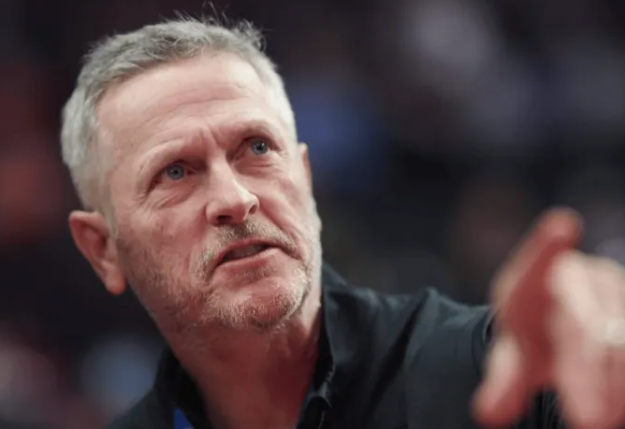 美媒Aryan报道，联盟消息源透露，开拓者球队和老板Tom Dundon预计将在