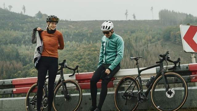 骑行戴什么牌子的耳机？推荐十款2026适合骑行戴的骨传导耳机