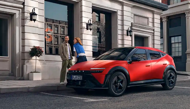 像素灯+溜背回头率拉满现代IONIQ3官图发布
外观方面，IONIQ 3采用现代