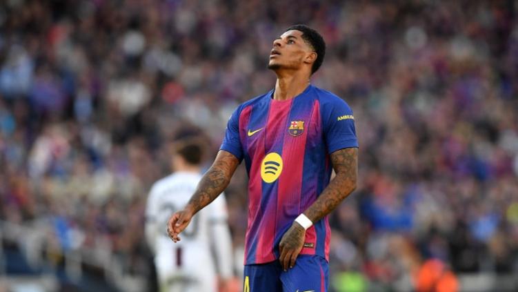 莱因克尔：拉什福德在巴萨能专注足球，回英国会再次面临媒体批评