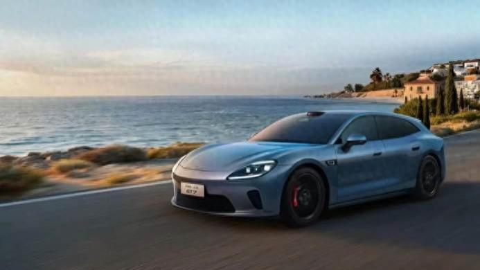 含华量拉满，启境GT7：解锁AI 时代智能汽车“新物种”