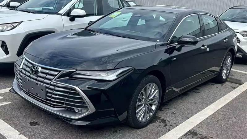 TNGA-K架构，173马力+后多连杆，丰田亚洲龙降幅已超4万