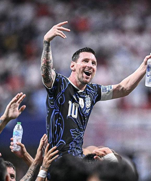 若阿根廷击败西班牙，夺得世界杯冠军，它将有以下5大收获
1、收获冠军奖金5000