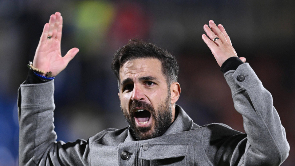 随着大黑马2-1罗马+AC米兰0-1爆冷！意甲最新积分榜：2-5名差7分