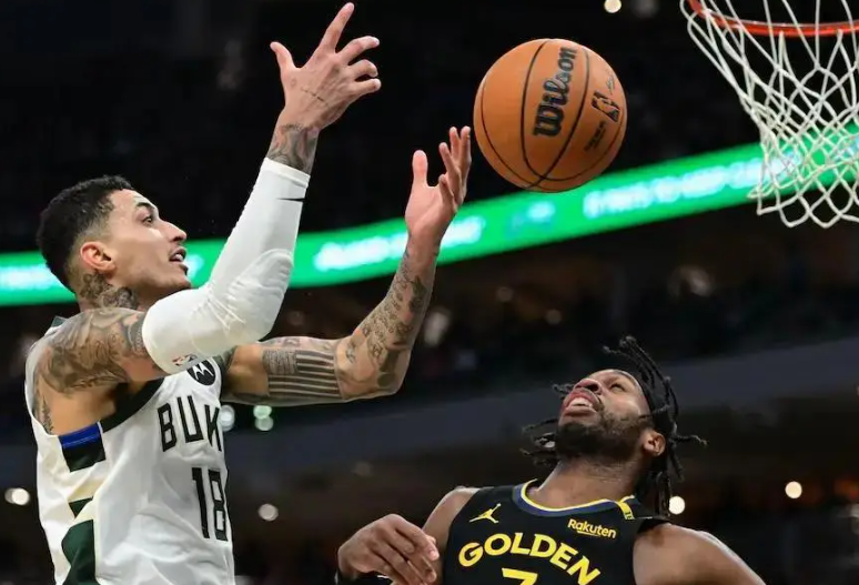 雄鹿球员库兹马和英格拉姆这两个从湖人出来的球员，此时此刻真的成了难兄难弟
两个人